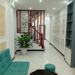Bán nhà đẹp,thanh trì, hoàng mai, hà nội. 43m2, giá 5,95 tỷ gia lộc, lh 038585218