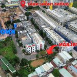 Chính chủ gửi 4 lô liền kề 2 mặt tiền đường ngay làng đại học quốc gia tphcm