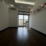 Tôi chính chủ bán căn hộ chung cư 3 phòng ngủ toà f4 trung kính nhận nhà ở ngay