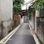 Bán nhà dân xây, hàng xóm đại siêu thị vin ocp, ngõ ô tô vào nhà, dt 50m2, mt 6m, nhỉnh 3 tỷ