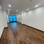 Gold tower 275 nguyễn trãi cho thuê 3 ngủ cơ bản 110m2 vào luôn có lốt ô tô giá 18tr