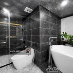 Tin thật 100%! hxh cách mạng tháng 8, q3. dt 5 x 17m - 4 tầng, thuận tiện vào ở ngay chỉ 16,5 tỷ tl