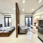 Cho thuê căn hộ 1 phòng ngủ luxury thang máy - full nội thất ngay sân bay cho nuôi pet