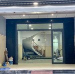 Nhà mt ngang 5m sơn mới khu phạm hùng p5 q8
