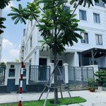 Bán nhà phố góc công viên lakeview city quận 2, 100m2 1 trệt 3 lầu, giá 15 tỷ. căn góc đặc biệt.