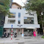 Cho thuê mbkd phố nguyễn đình thi, dt 150m2x4t, mt 10m vị trí siêu đẹp, view hồ thoáng rộng