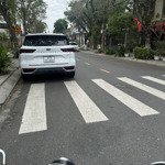 Bán gấp nhà 2 tầng mặt tiền đường trần đình đàn gần công viên biển đông, khu sầm uất nhất sơn trà