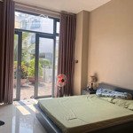 Gấp bán nhà mặt tiền hẻm xe hơi thông - 4 tầng khu hành chính quận 4
