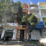 Bán nhà mặt tiền hoa phượng, phường 2, phú nhuận. dt 4x18m 4 tầng - giá 26.8 tỷ