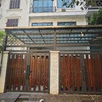 Siêu phẩm biệt thự song lập 98m2 vip nhất tây hồ - gần 2 con rồng - vỉa hè - kinh doanh - 39.8 tỷ