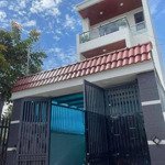 Bán nhà sau trường đại học bình dương nhánh phạm thị tân phú lợi thủ dầu một dt 80m2 sổ hồng riêng