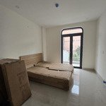 Bán tòa nhà 7 tầng,mặt tiền đường phường bình thuận quận 7,diện tích 110 mét,giá 28 tỷ tl
