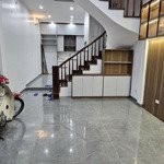 Nhà tam khương- đống đa - ô tô ngủ trong nhà - 5m ra phố