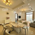 Bán ch dự án samsora premier 105 chu văn an,diện tích72m2, 2n2vs, full nội thất. giá bán 4 tỷ. liên hệ: 0866839363