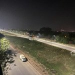Mặt phố - vỉa hè rộng - kinh doanh - thang máy - 2 thoáng - dòng tiền