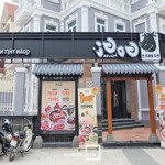 Siêu phẩm cho thuê nhà phố tô hiệu- cầu giấy.diện tích 200m2,mặt tiền lô góc giá 67tr/ tháng