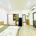 Cơ hội vàng: phòng ngủ tách bếp full nội thất, mới 100%, sát sân bay giá sốc, còn chần chờ gì nữa!