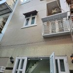 Cần tiền xoay vốn kd bán gấp nhà 60m2 đường hoa lan, phú nhuận. giá chỉ 2,87tỷ.