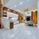 Chính chủ cần tiền bán gấp nhà sát mặt tiền võ chí công, quận 9