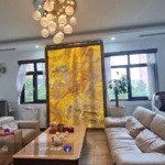 Bán siêu biệt thự lô góc hồ tây - 3 mặt thoáng - vị trí vàng - nội thất 10 tỷ - 270m2 - giá 109 tỷ
