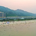 Biệt thự biển 7 tỷ 5* full nội thất vận hành luôn view trực diện vịnh bái tử long. l//h 0981833319