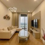 Chính chủ cần bán nhanh căn hộ 3 phòng ngủview sông tầng đẹp giá bán 12.5 tỷ giá chốt