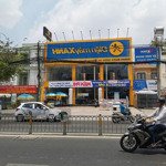 Bán nhà mặt tiền trường chinh, q. tân bình - dt: 12x30m - 3 tầng - hđt: 350 triệu - giá bán: 60 tỷ