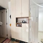 Tôi cần cho thuê căn hộ florita, 69m2, 2pn,2 wc, full nội thất, giá 15tr.lh: 0762.318.006