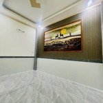 Nhà xây 04 tầng , dt :66m2( 4x 16,5 ). giá bán 4,55 tỷ