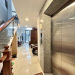 Bán nhà đẹp, thiết kế hiện đại, có thang máy trên đường điện biên phủ, phường 17, bình thạnh.