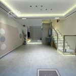 Nhà quận 5 giá rẻ cách mt 20m, đường trần phú quận 5, giá 2,6tỷ, nội thất đầy đủ, shr lh 0903164694