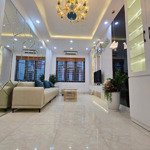 Bán nhà diện tích 37m2 cầu giấy - giá hơn 8 tỷ