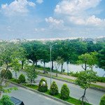 Siêu hot, nhà phố gần hồ giá 20 tỷ đường 25m, dt 5x20m nhà hoàn thiện, hđmb nh hỗ trợ vay 70%