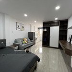 Cho thuê căn hộ quận 1 , studio cửa sổ thoáng full nội thất hiện đại 40m2 , ngay ngã năm cống quỳnh