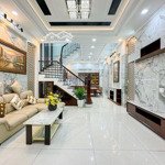 Bán nhà 4tầng - 5x12 - hẻm thẳng ra đường nguyễn thị thập trung tâm quận 7