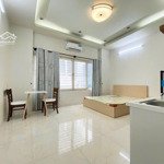 Căn hộ cửa sổ thoáng, full nội thất, siêu rộng