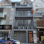 Chính chủ cần cho thuê gấp nhà số 2 ngõ lê văn thiêm - thanh xuân - hà nội. dt 110m x 5t. giá 50tr