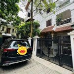 Duy nhất cầu giấy giá mặt đất - chủ cần bán biệt nhanh - căn biệt thự thuộc khu phân lô - ôtô