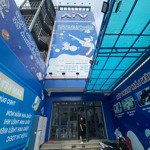 Tìm kiếm tòa nhà 2 thang bộ 1 thang máy quận 7 full pccc ở đâu xa
