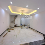 Bán nhà mới xuân phương 40m, 5 tầng, mặt tiền 6m, giá 6tỷ. vị trí thuận tiện, tiện ích bạt ngàn..,