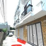 Bán gấp lô gần 40m2 sẵn nhà - mới xây dựng kiên cố- giá đầy tư nhinh 2ty