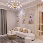 Bán căn 03pn tại tòa park7 wiew quảng trường, giá chỉ hơn 11 tỷ. lh 0977088770