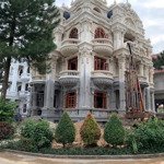 Cần bán biệt thự trung yên s=186 m,lô góc thoáng đẹp, xây 4 tầng , có hầm - liên hệ 0988569695