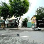 Mặt tiền lý tự trọng bến nghé quận 1. dt 14 x 32m = 329m2 - sẵn gpxd 2 hầm - 12 tầng - giá 185 tỷ
