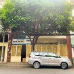 Chính chủ cần cho thuê mt nguyễn minh hoàng - khu k300 10*18m, 3 lầu st giá chỉ 75tr/tháng