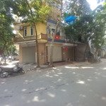 Hoàng hoa thám, đường bưởi dt 141mx7t thang máy lô góc, hai mặt ngõ, ô tô ngủ trong nhà. giá 19,8tỷ