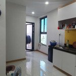 Chính chủ cho thuê căn góc 43m2 1pn 1wc bcons miền đông
