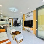 Nhà góc 3 mặt tiền đường kinh doanh tuyệt đẹp, nội thất cao cấp duy tân, p15, q.phú nhuận, ở ngay