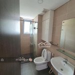 Cho thuê cc 3pn, 90m2,full đồ , dọn vào ở ngay, 12,5 triệu tại rose town, hoàng mai 0911 122 316