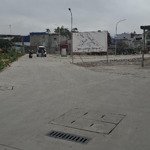 Bán 5 lô tdc ngõ 193 văn cao diện tích 50m và 60m ngang 5m..
vị trí đẹp..đường 6m ô tô ra vào